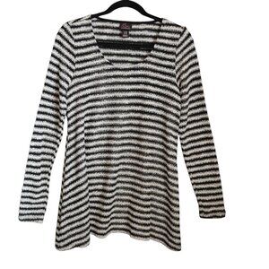 Oh Baby by Motherhood Long Sleeve Black White Striped Maternity Sweater